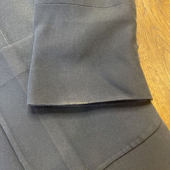 Authentic Louis Vuitton Uniformes Blazer Jacket Black with Gold Accents Sz 40 - Picture 8 of 9